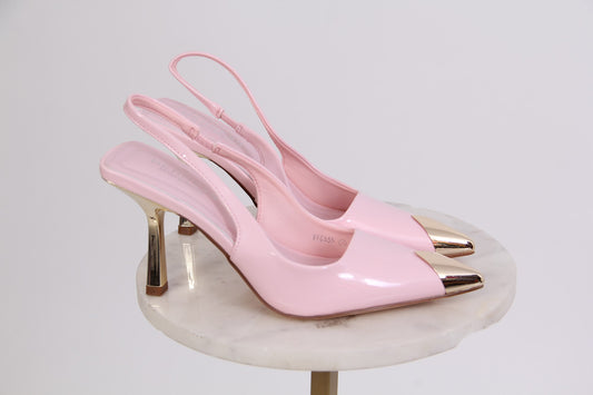 STILETTO TACON Y PUNTA DORADA