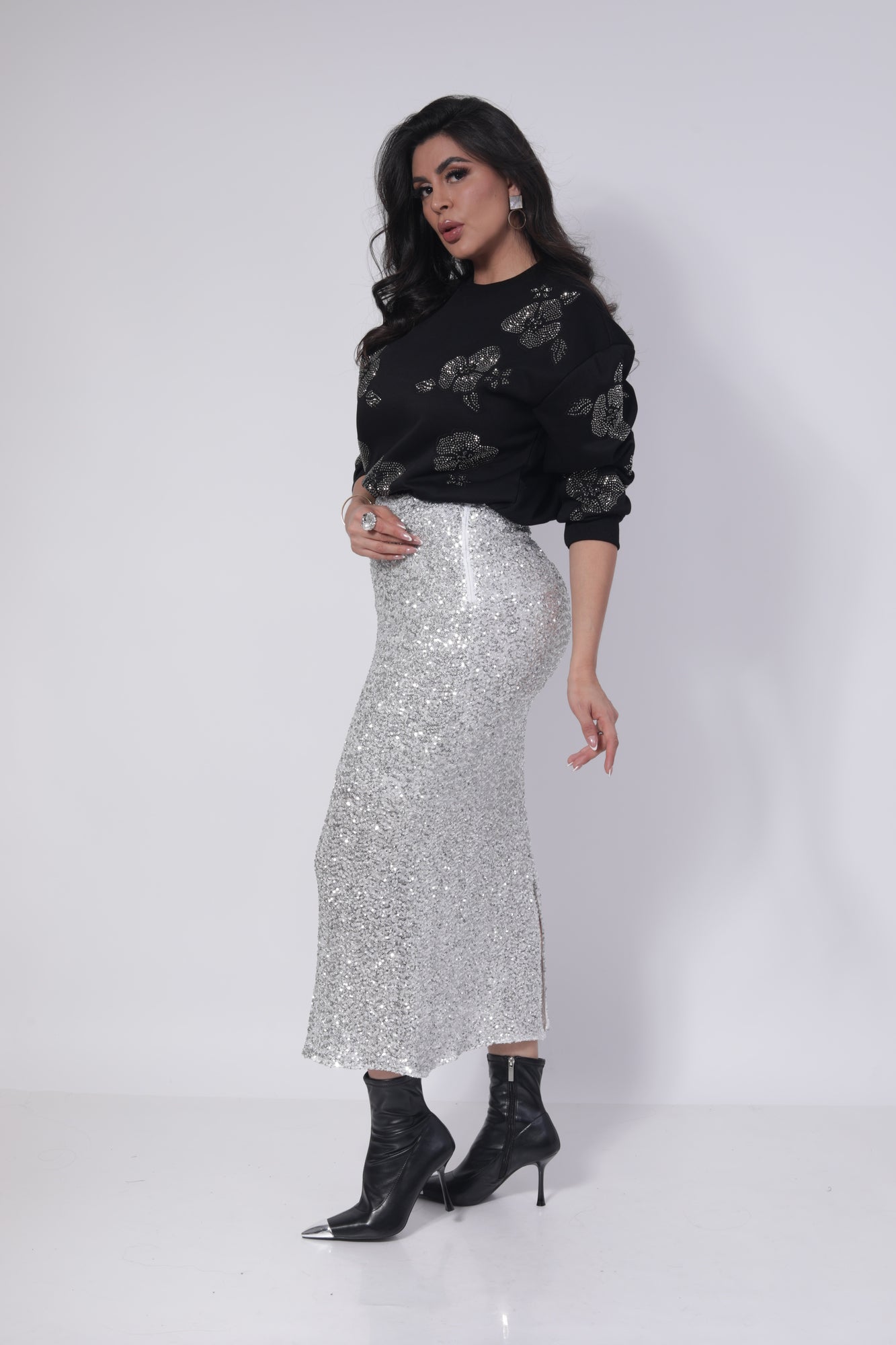 SUDADERA ESTAMPADA FLORES DE BRILLOS