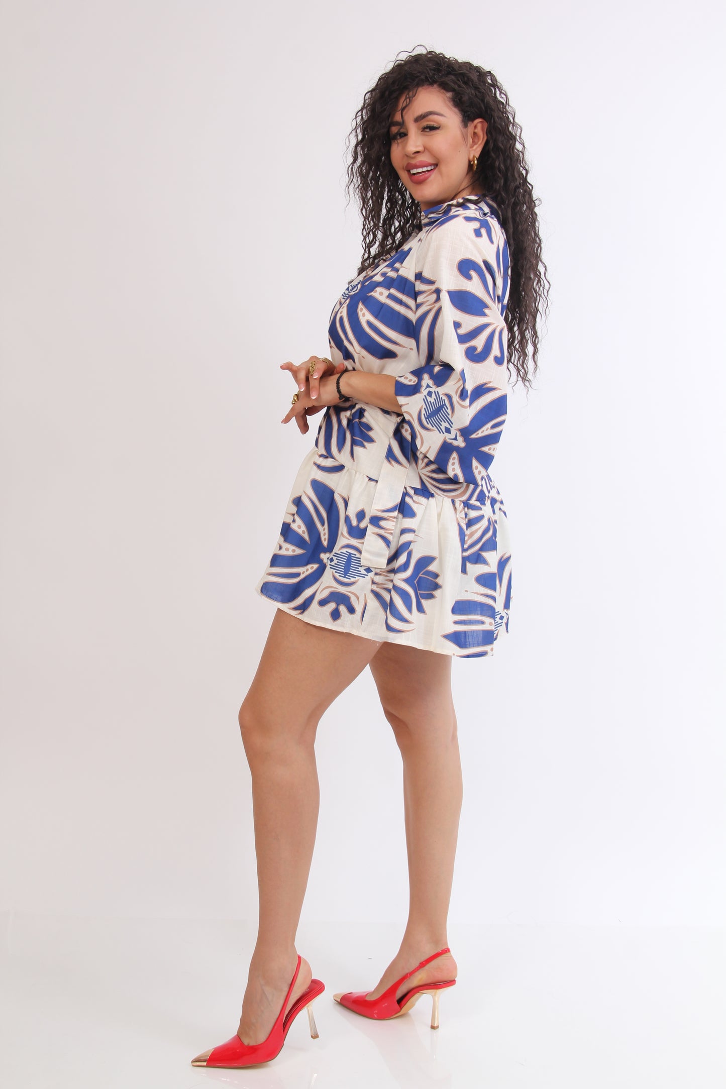 VESTIDO CORTO AMPON ESTAMPADO CINTURON