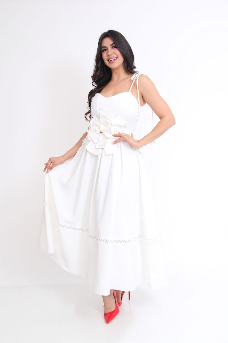 Vestido Blanco Tirantes Ajustables Flor Cinturon