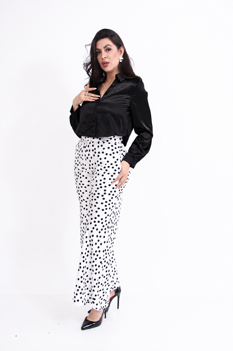 BLUSA DE VESTIR SATIN BOTONERA CORTA