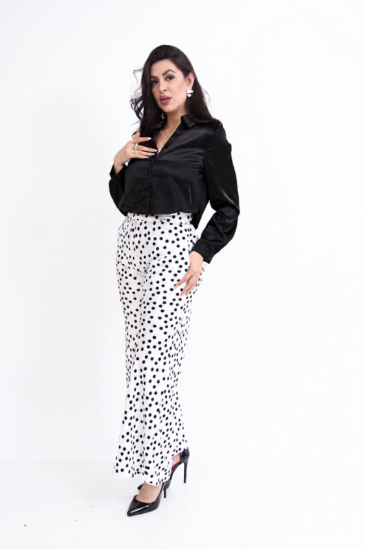 BLUSA DE VESTIR SATIN BOTONERA CORTA
