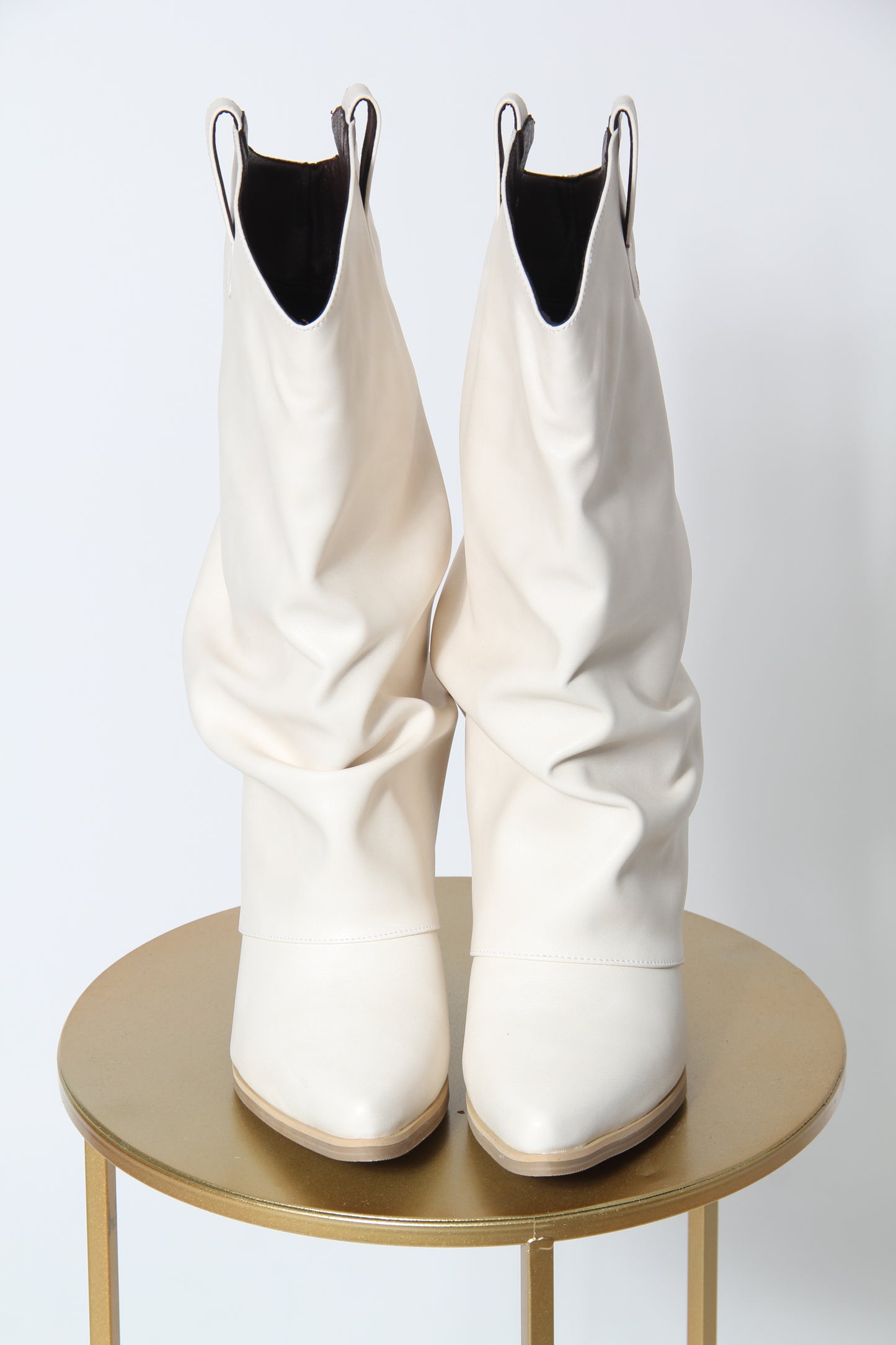 BOTA BLANCA
