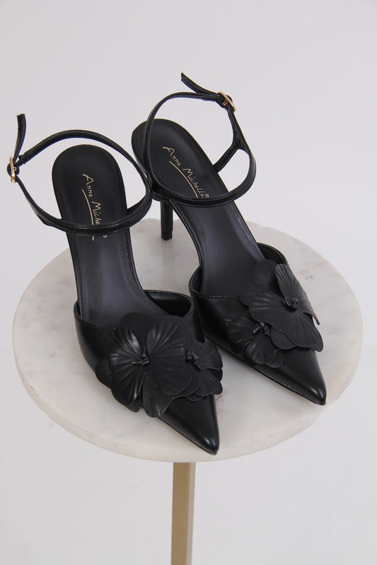 STILETTO CON APLICACION FLORES