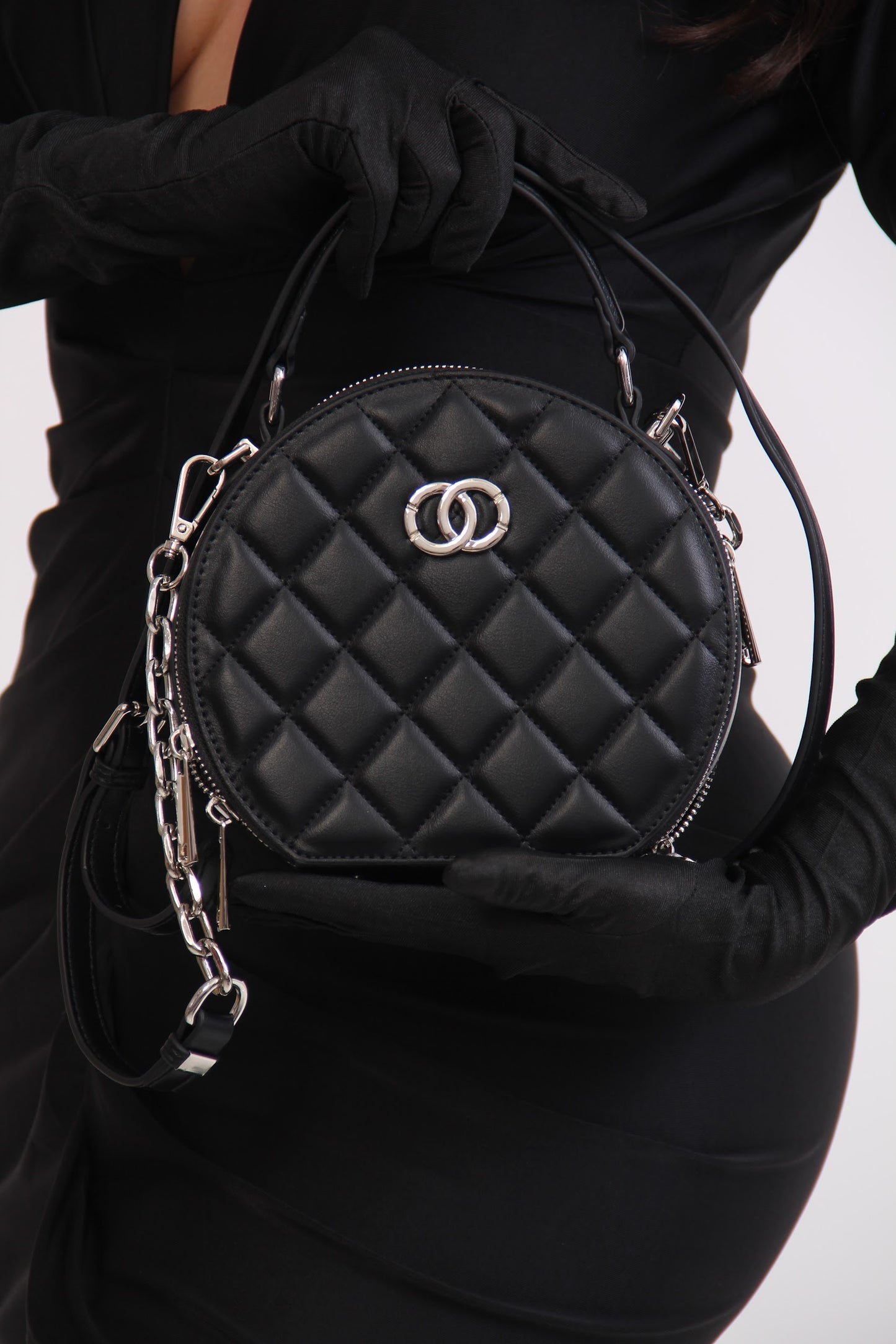 BOLSO NEGRO TIPO CHANEL REDONDO