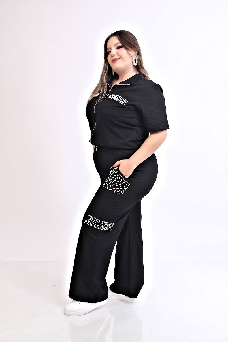 CURVY SET DE PANTS Y SUDADERA MANGA CORTA CON PERLAS