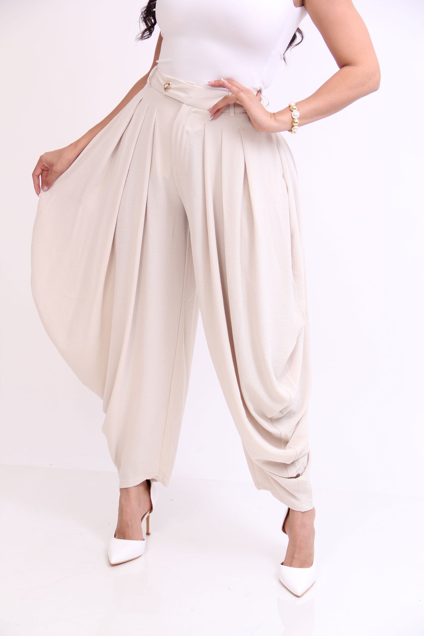 PANTALON HOLGADO ASIMETRICO