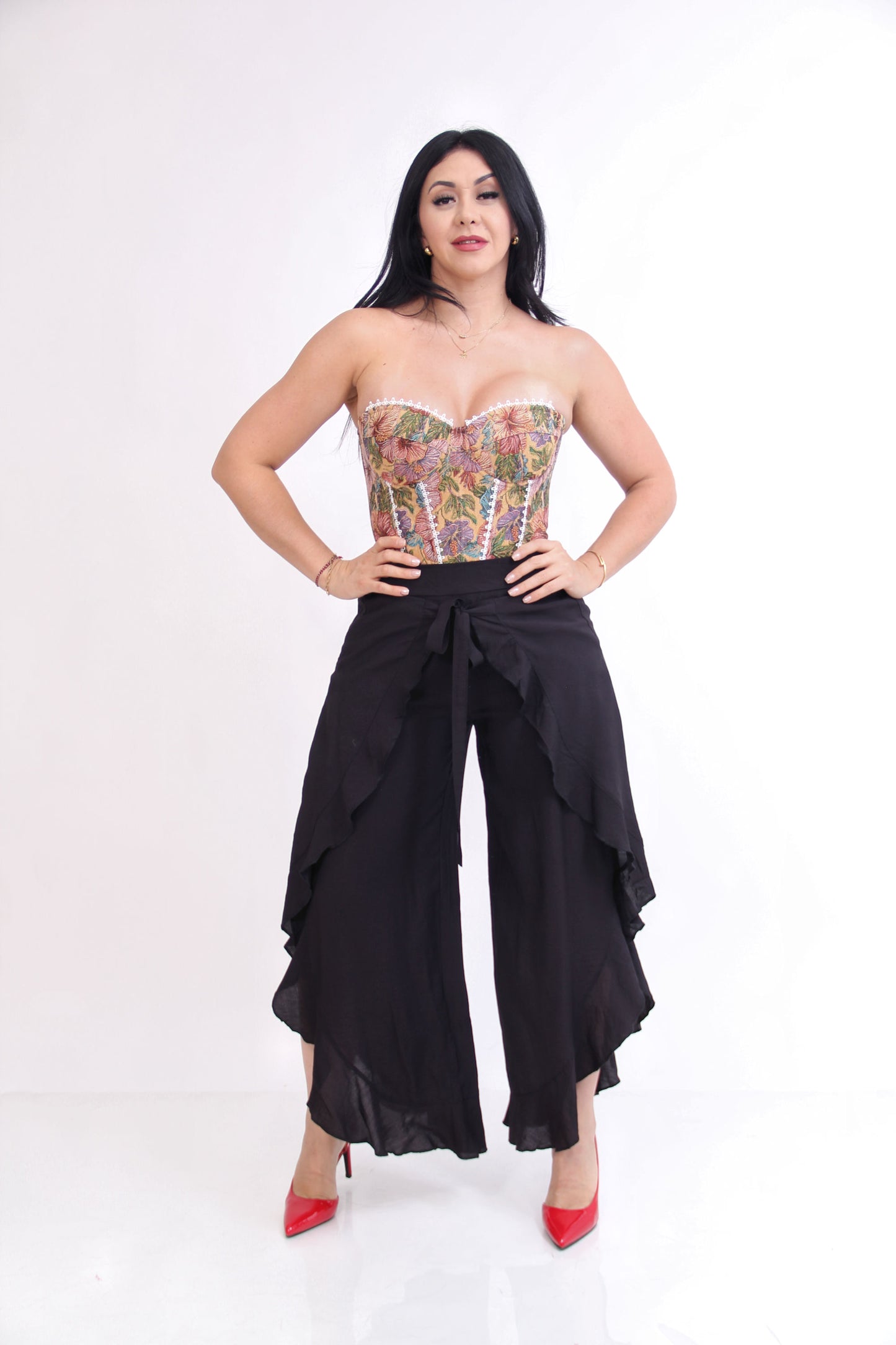 PANTALON ASIMETRICO CON PAREO