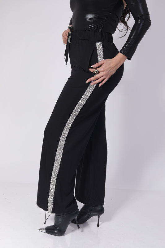 PANTS CON LINEAS LATERALES DE PEDREDIA