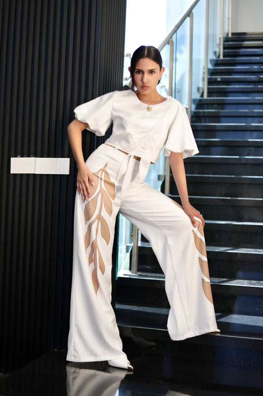 SET DE PANTALON Y CROP TOP HOJAS