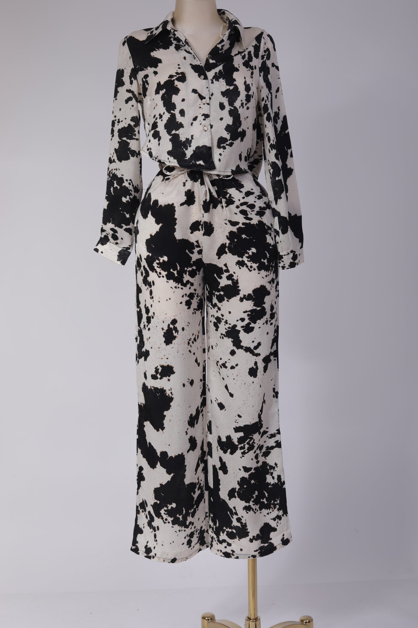 SET DE SATIN ESTAMPADO VACA NEGRO