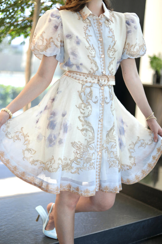 VESTIDO CORTO FLOREADO MANGA AMPONA CINTURON