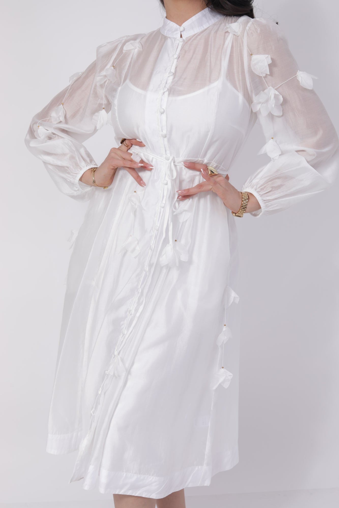 VESTIDO MANGA LARGA BOTONERO CIRCULAR APLICACION HOJAS