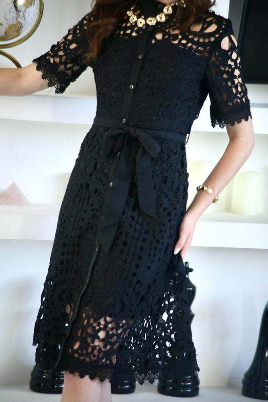 VESTIDO LARGO MANGA CORTA ENCAJE